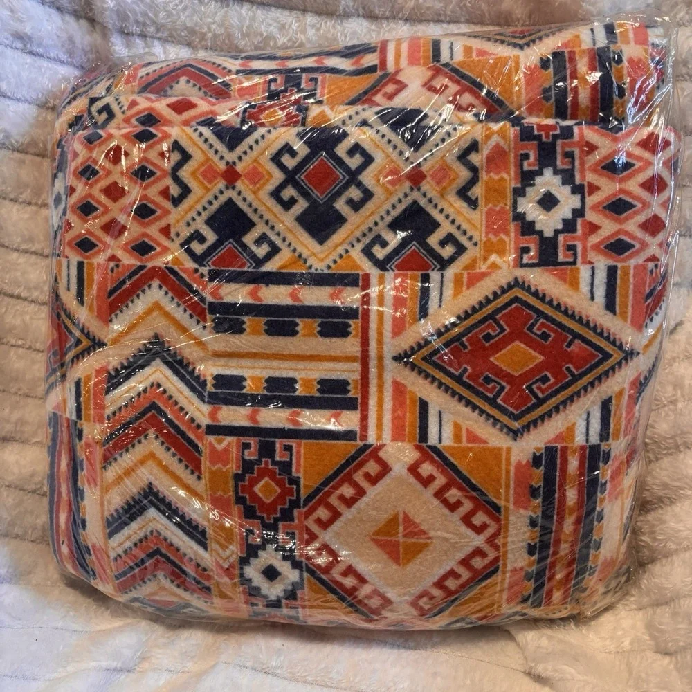 Vtg Southwestern Print Blanket Queen/King Poly Nylon Open Bag USA Walmart Basics